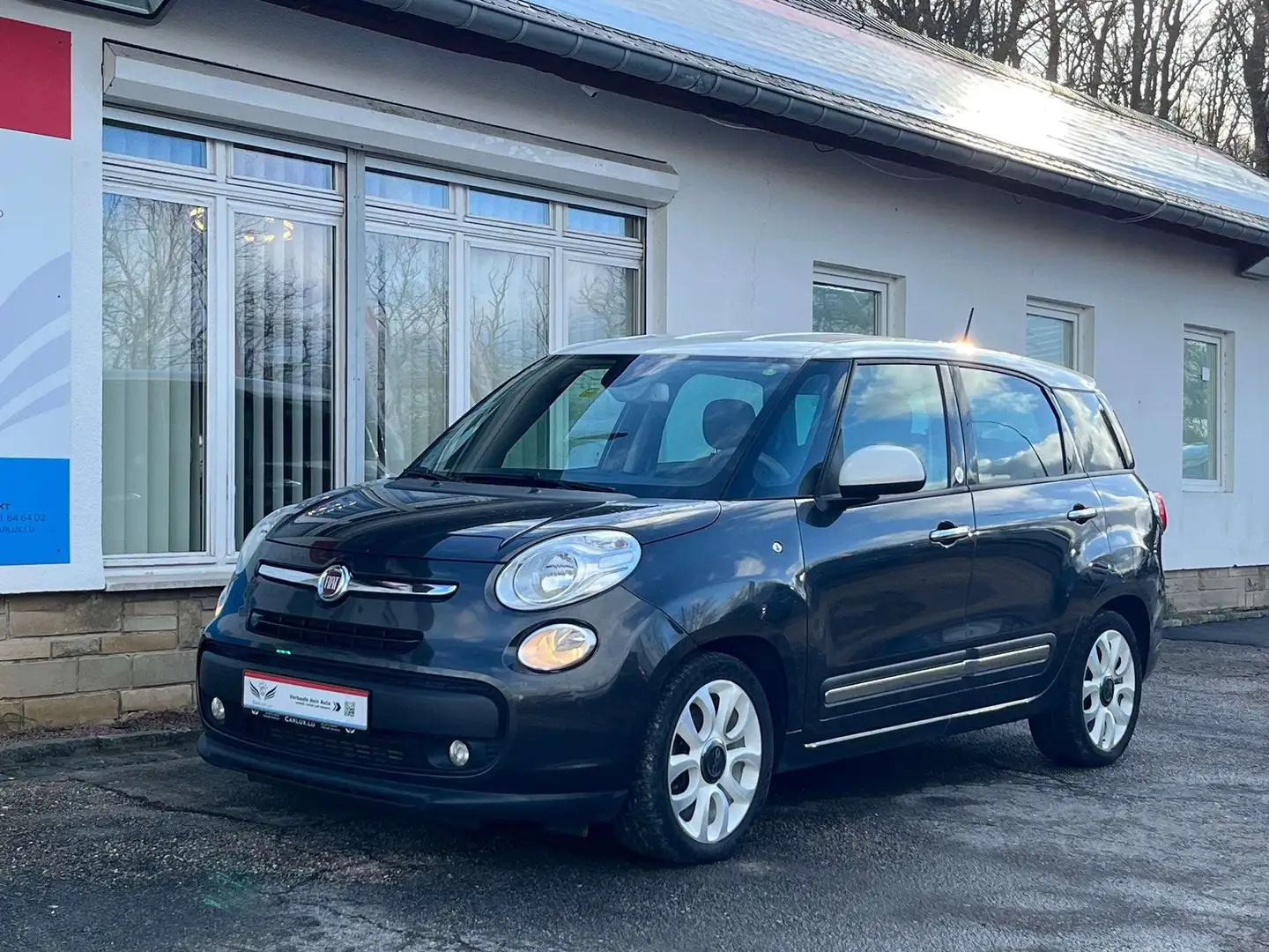 Fiat 500L Lounge Zwart - 2