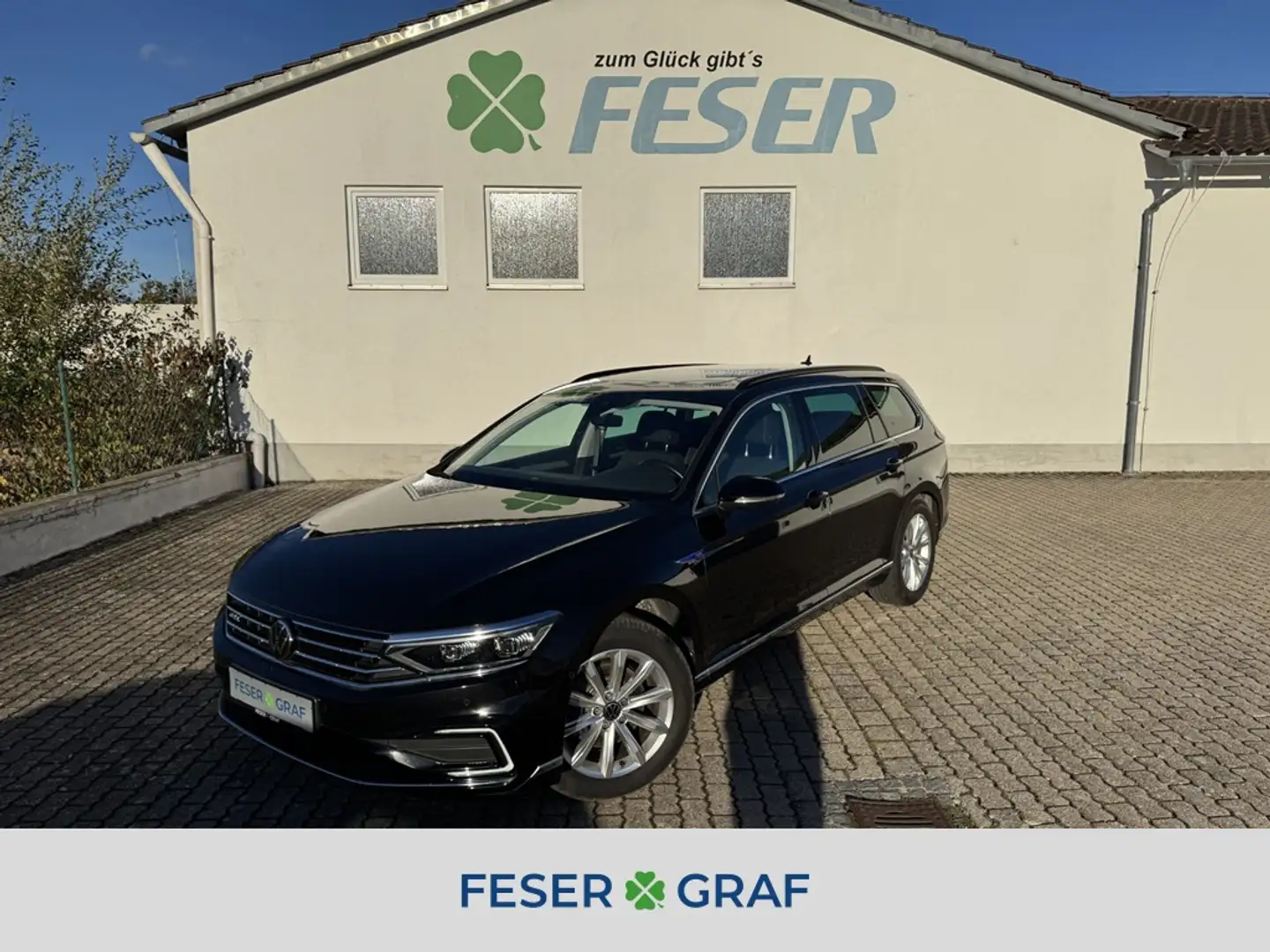 Volkswagen Passat Variant GTE 1.4 e-Hybrid ACC MATRIX PANO Schwarz - 1