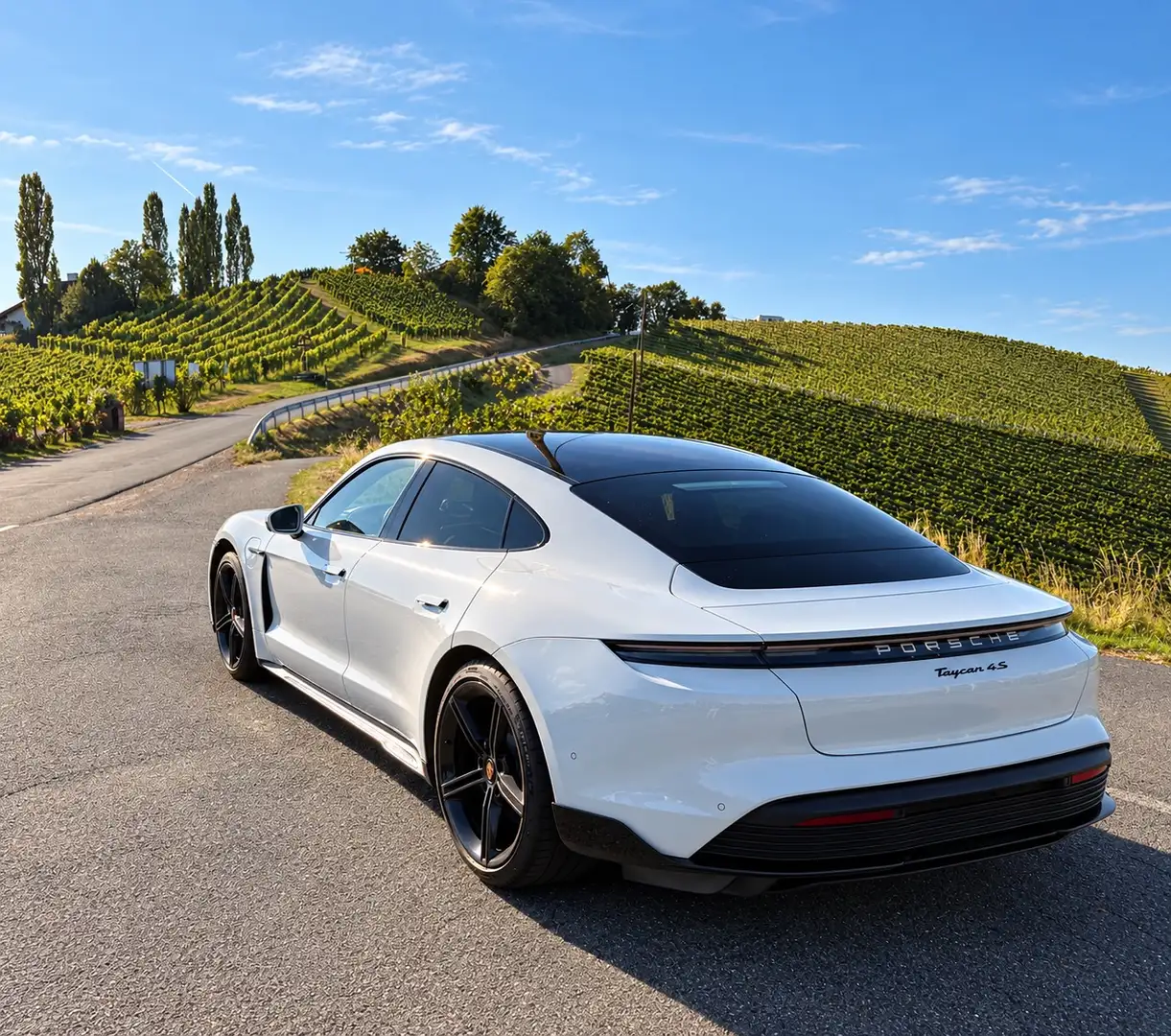 Porsche Taycan 4S Plus 83,7 / Porsche Approved / HUD / Lift Weiß - 2