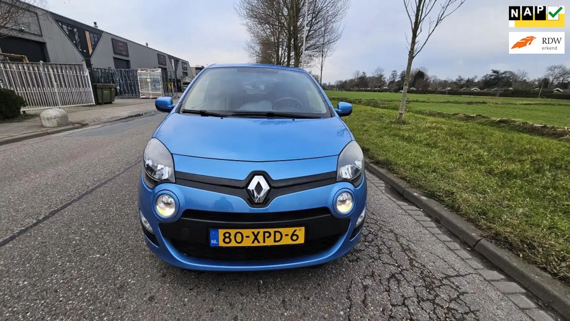 Renault Twingo 1.2 16V Collection Azul - 1