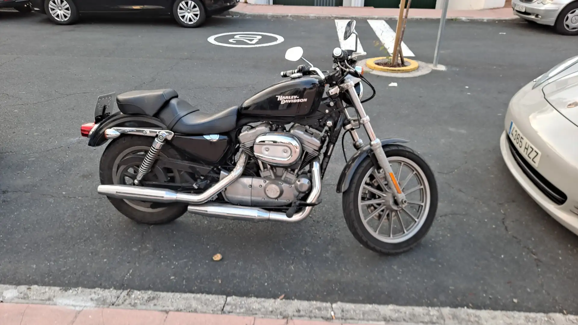 Harley-Davidson Sportster XL 883 Negru - 1