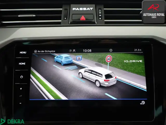 Volkswagen Passat view 20