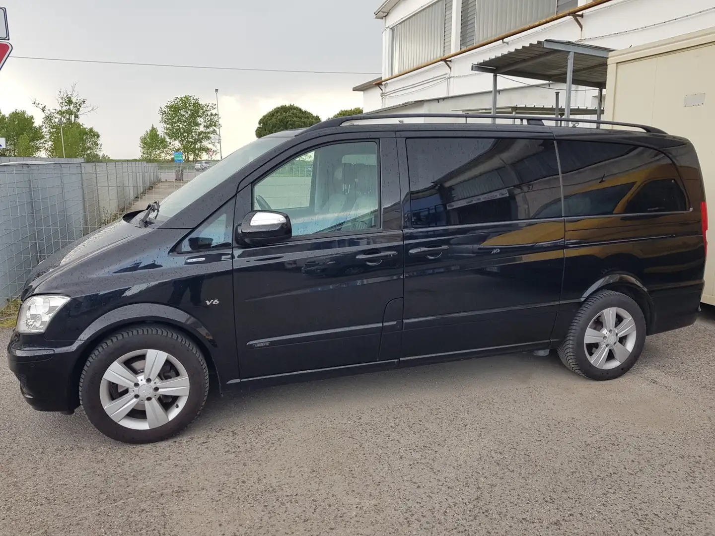 Mercedes-Benz Viano 3.0 CDI Ambiente L Nero - 1