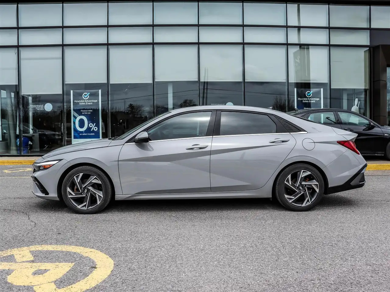 Hyundai ELANTRA снимка Hyundai ELANTRA