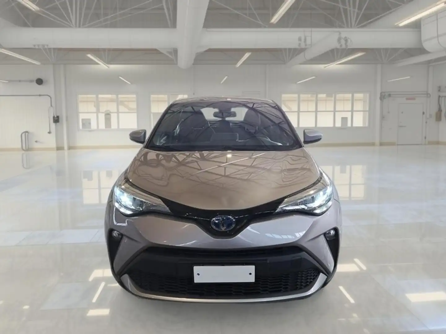 Toyota C-HR 1.8H 98CV E-CVT Business - 2