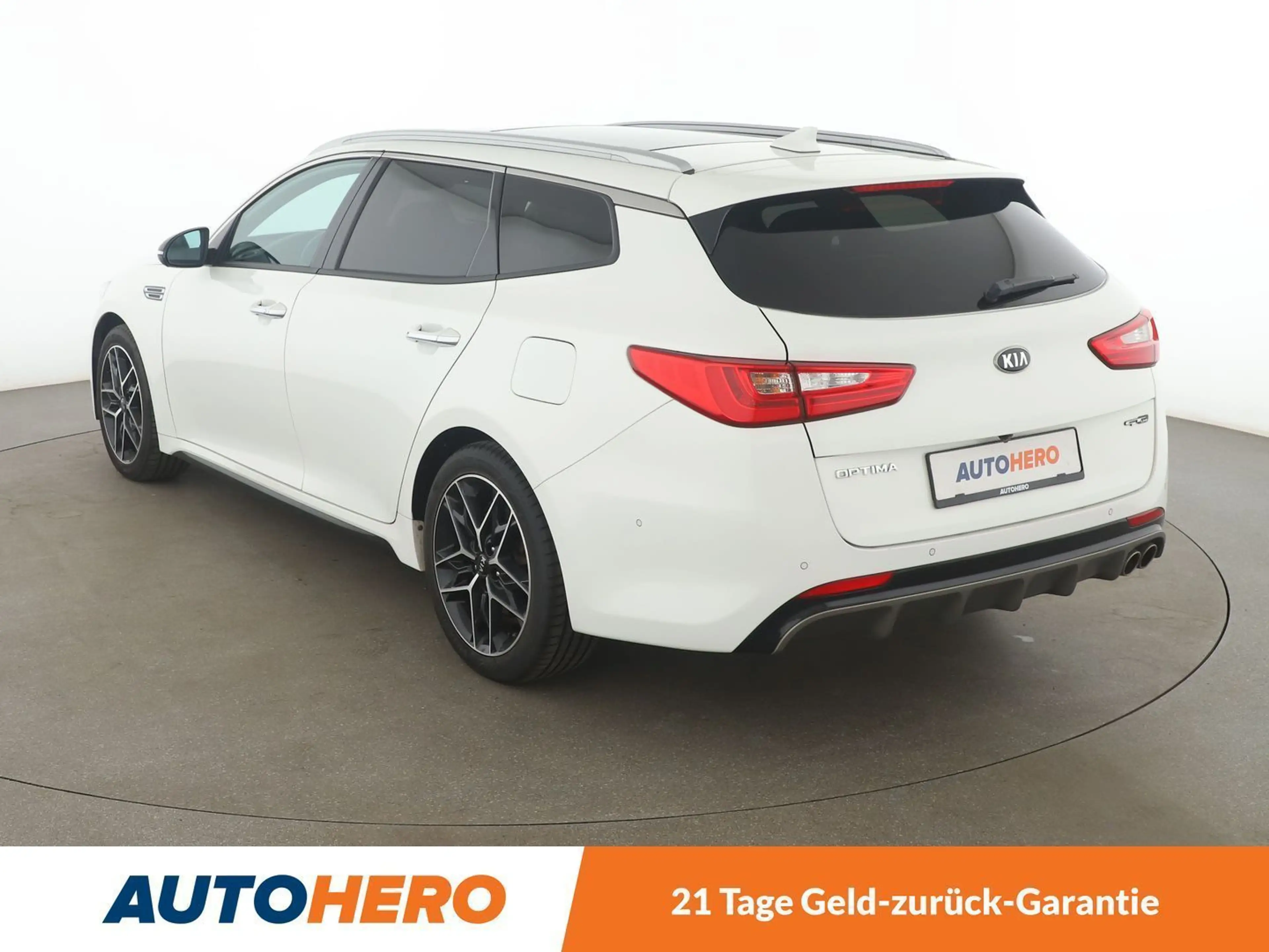 Kia Optima 1.6 TGDI GT Line Aut*NAVI*LED*ACC*CAM*PDC*SHZ* — photo 4