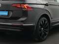 Volkswagen Tiguan 1.5 TSI 150 pk DSG ACT Highline Business R / R-Lin Zwart - thumbnail 17