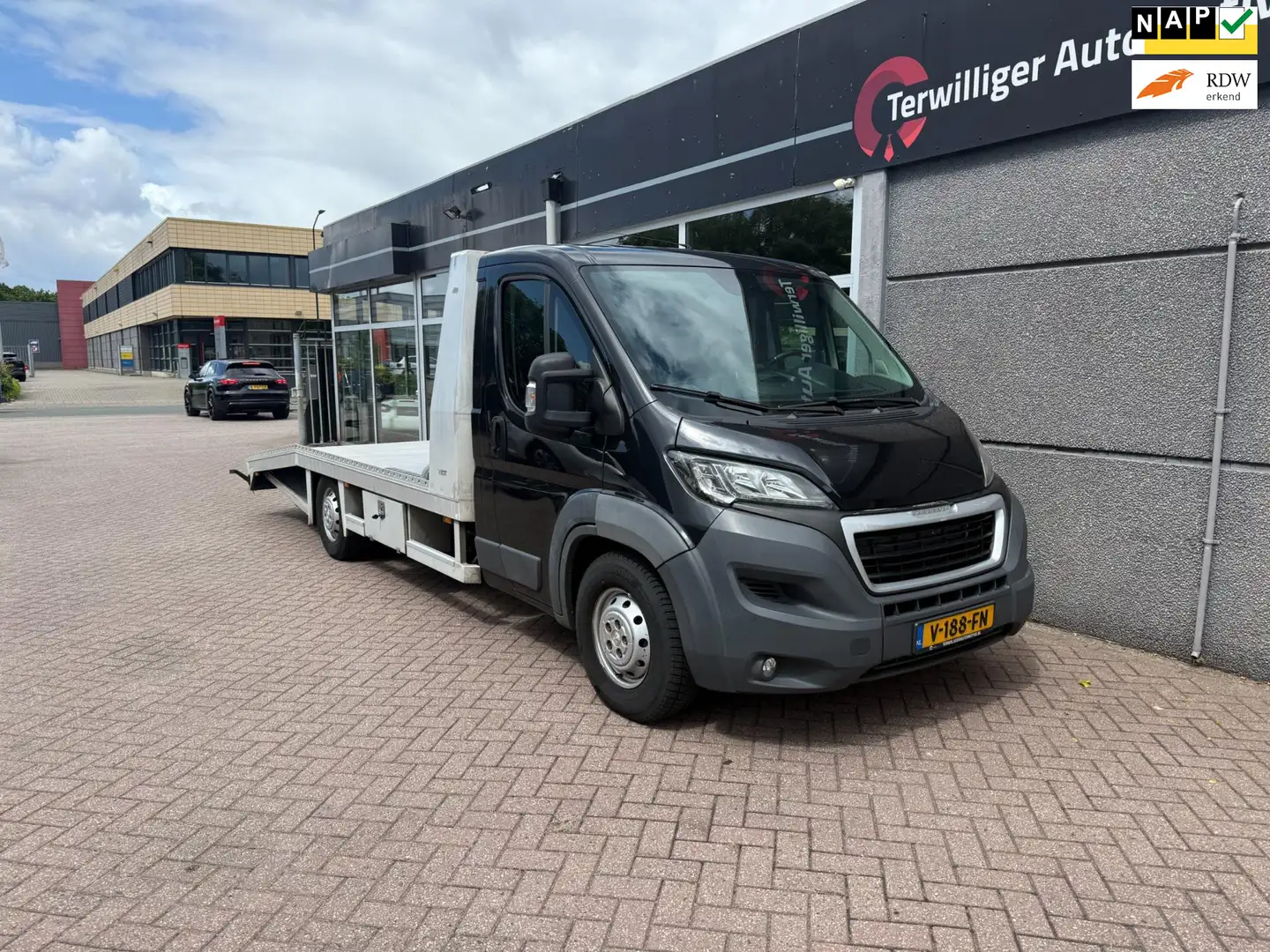 Peugeot Boxer Oprijwagen| 1e EIGENAAR | TIJHOF OPBOUW | NAP | LE - 1