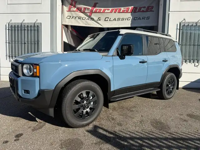 Toyota Land Cruiser
