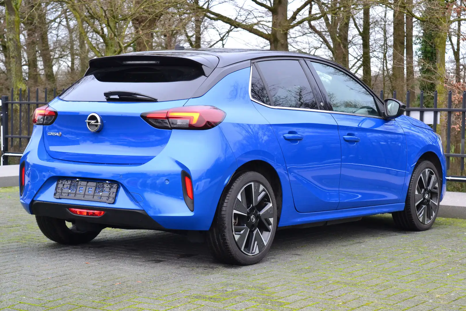 Opel Corsa-e Ultimate 3-fase Pano ACC Navi Climate LED Bleu - 2