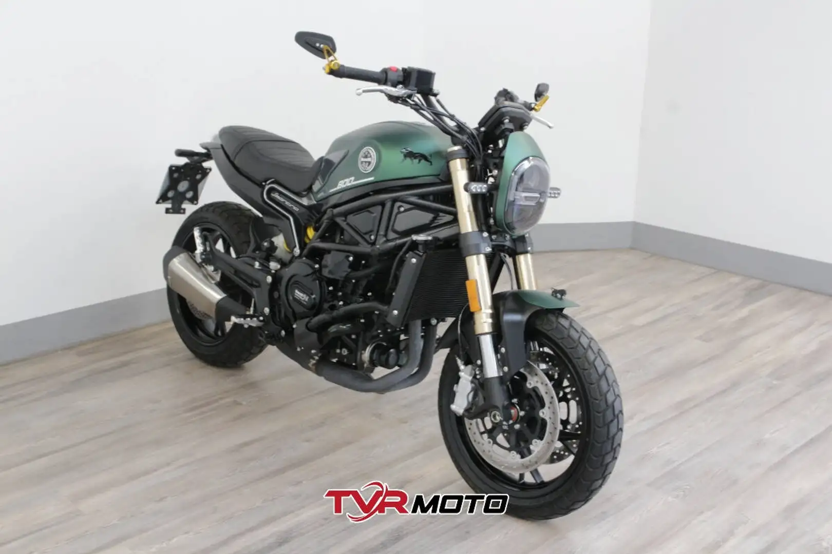 Benelli Leoncino 800 Blanc - 1