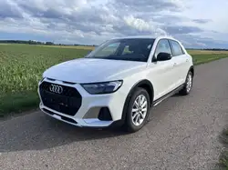 Audi A1 30 TFSI S Line innen Automatik ACC