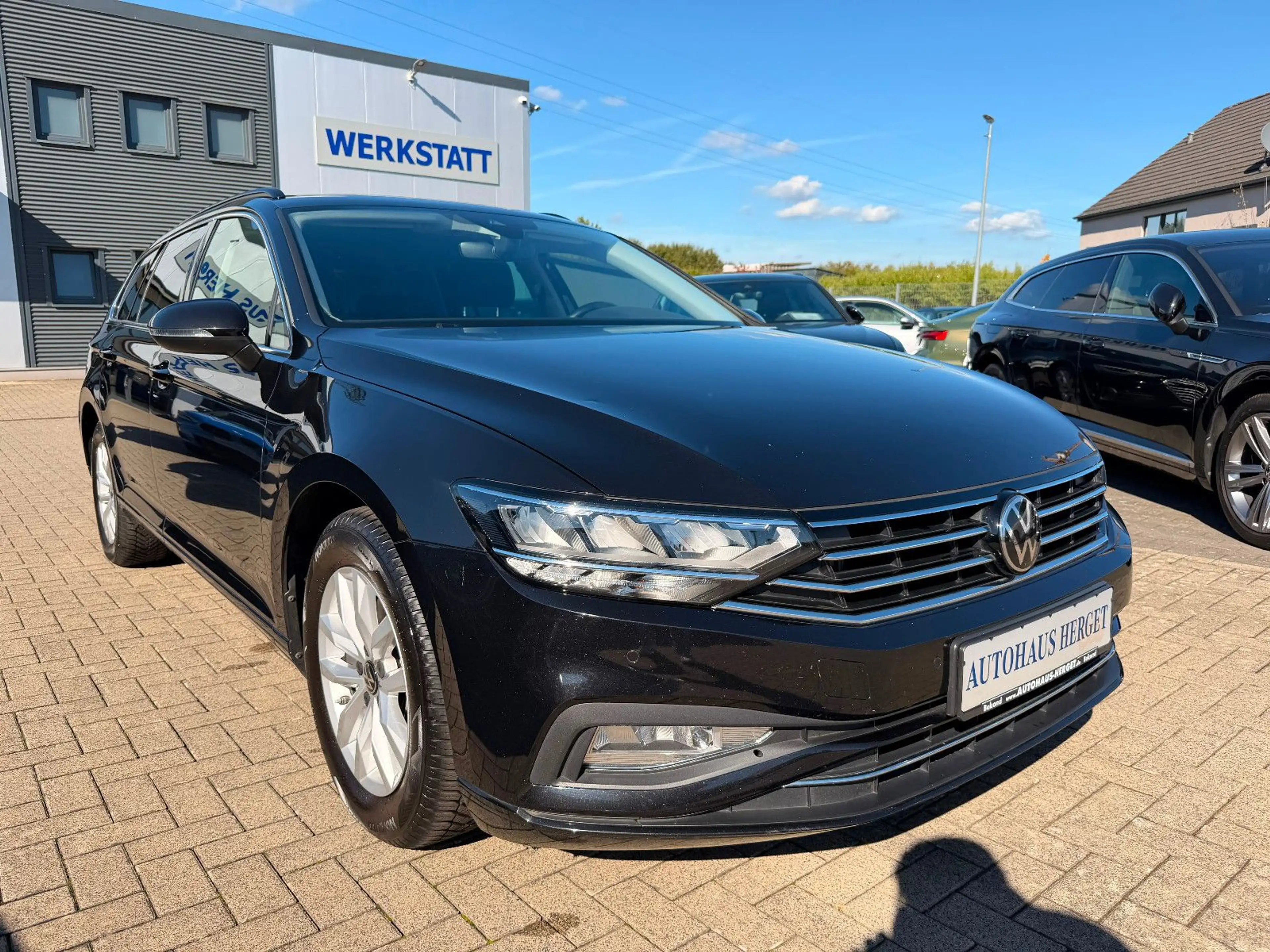 Volkswagen Passat Variant 2.0 TDI SCR DSG Business — photo 3