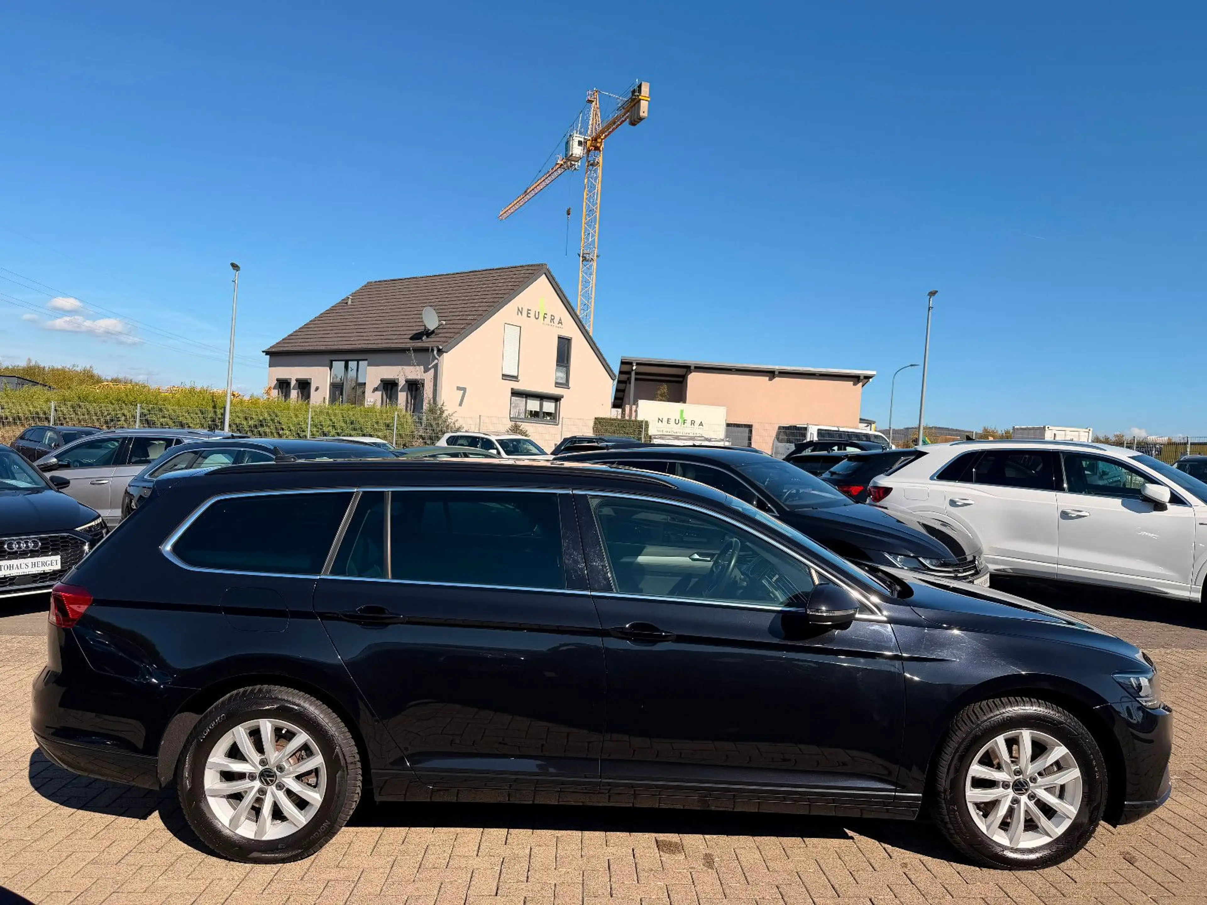 Volkswagen Passat Variant 2.0 TDI SCR DSG Business — photo 4