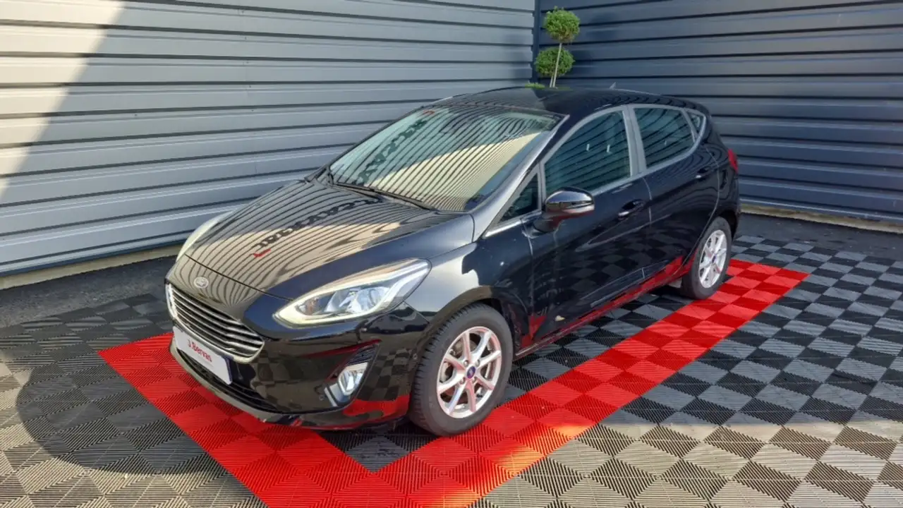 Ford Fiesta 5 portes — photo 2