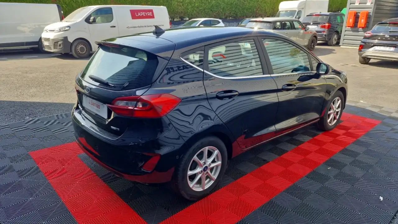 Ford Fiesta 5 portes — photo 8