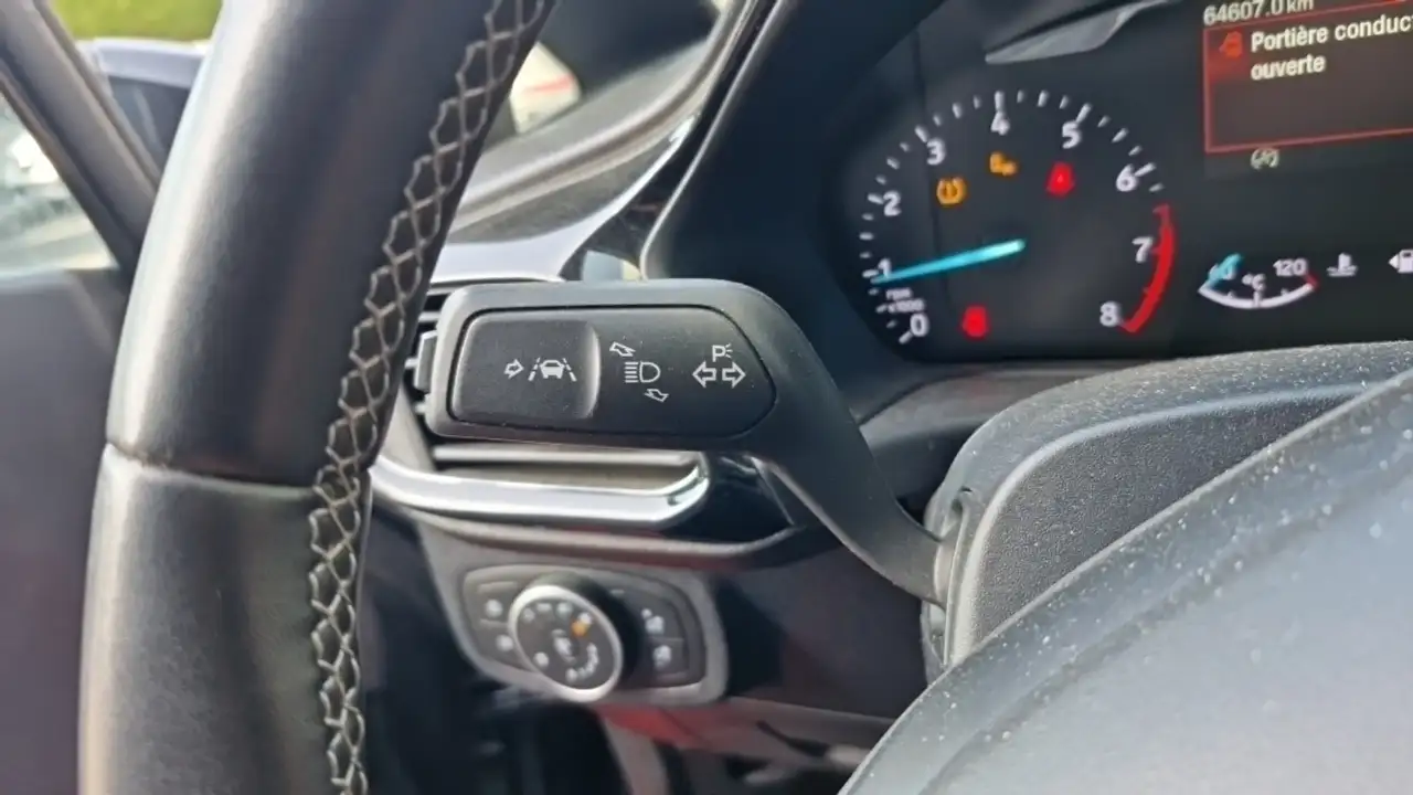 Ford Fiesta 5 portes — photo 15