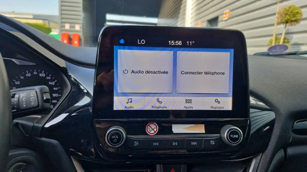 Ford Fiesta 5 portes — photo 20