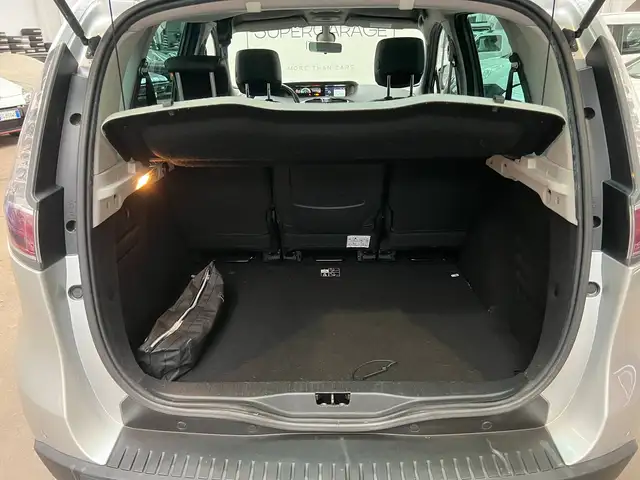 Renault Scenic view 7