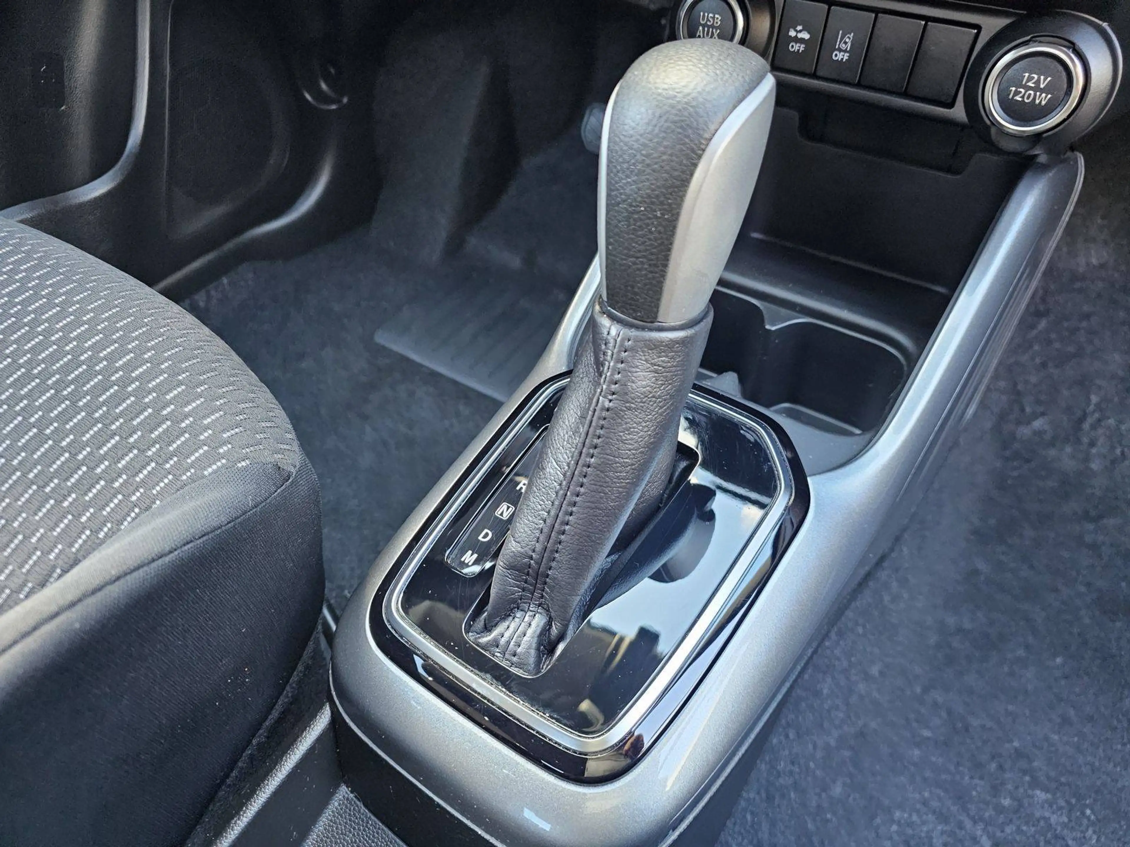 Suzuki Ignis Comfort Automatik/Navi+Cam/Alufelgen — photo 7