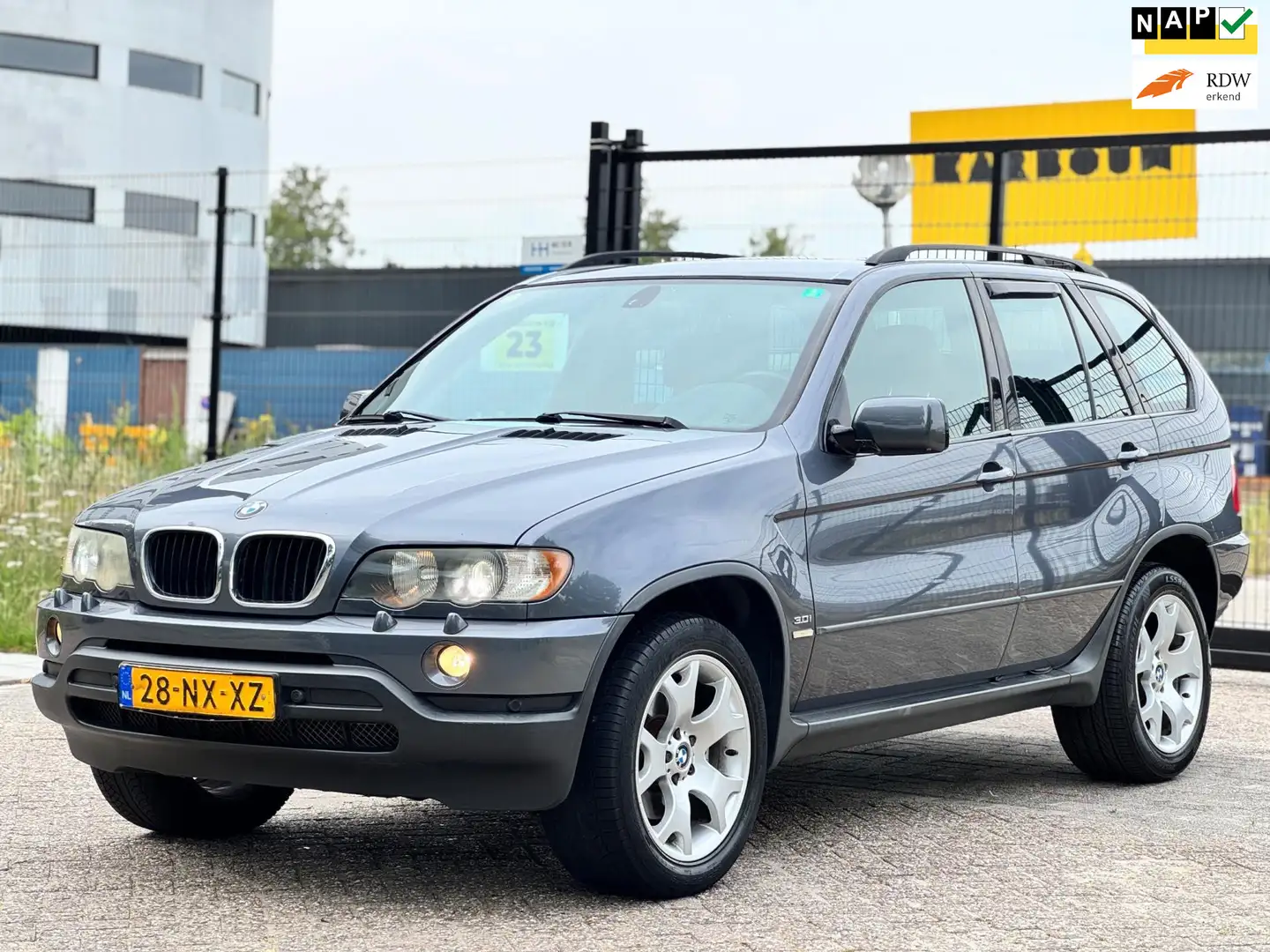 BMW X5 3.0i Executive|youngtimer|xenon|navi|psensor|trekh Grijs - 1