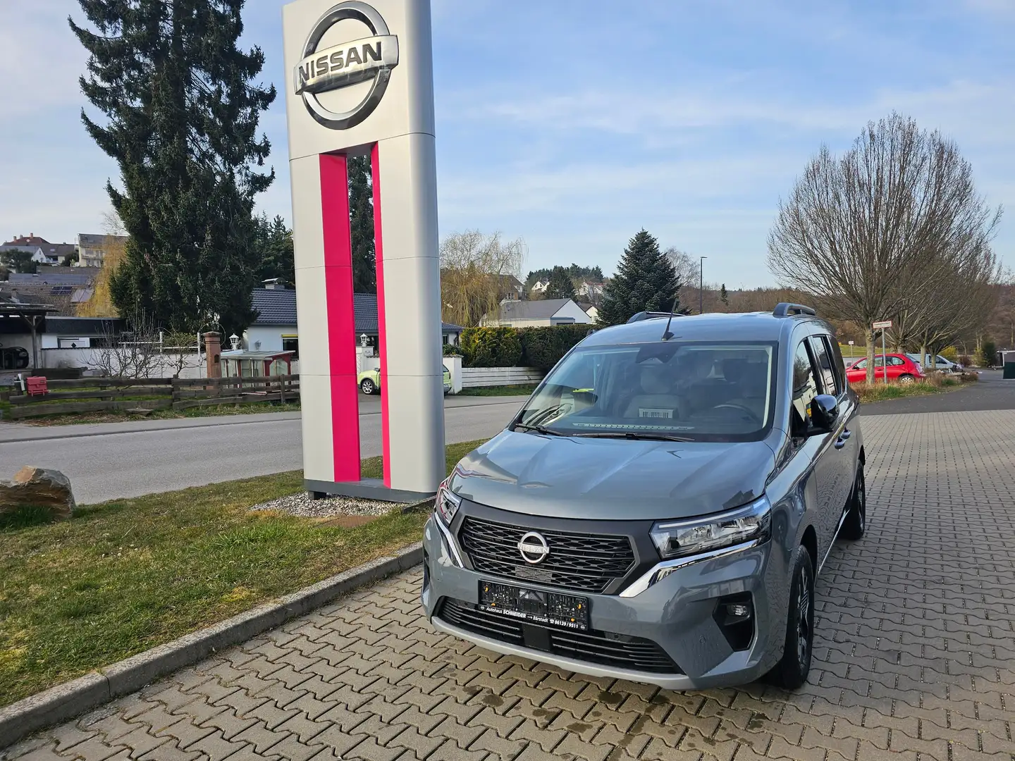 Nissan Townstar L1 Tekna Grijs - 1