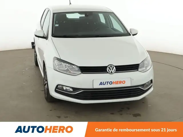 Volkswagen Polo view 9