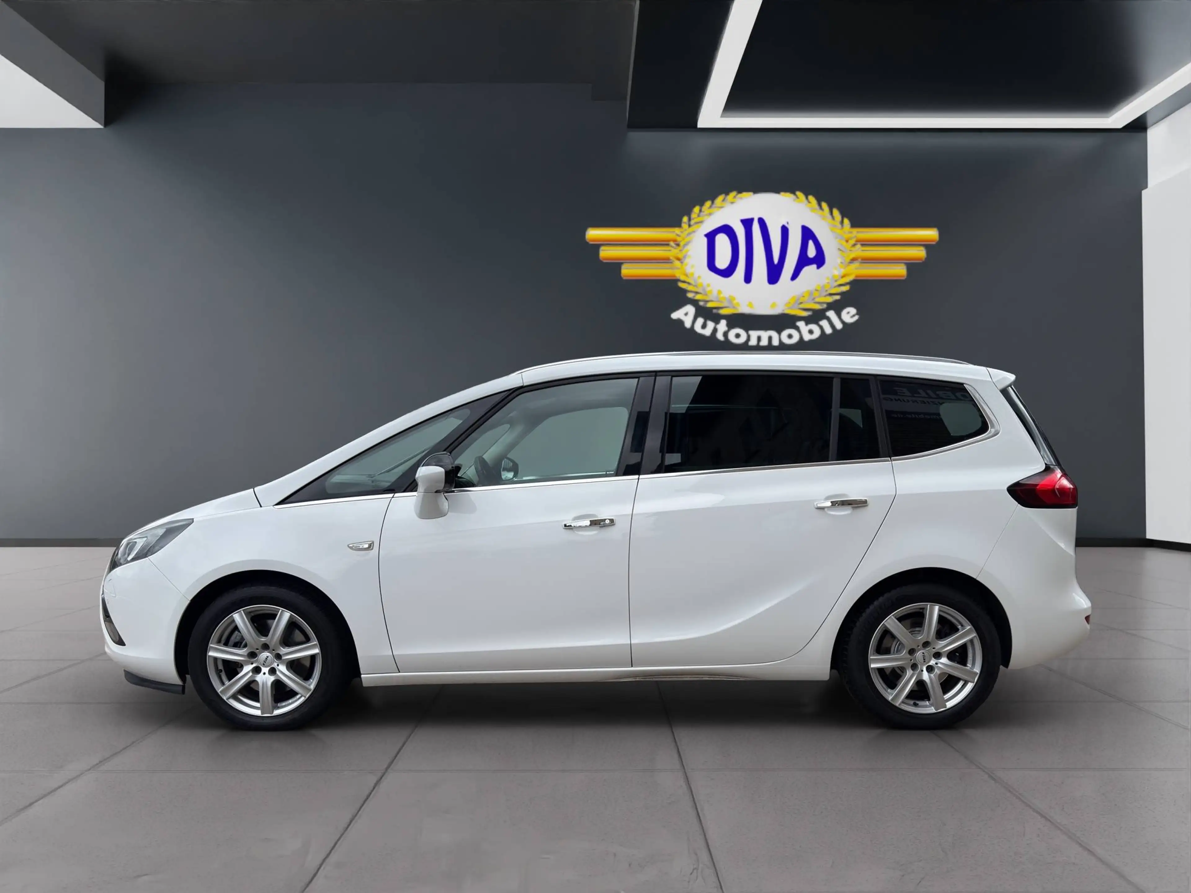 Opel Zafira Tourer 2.0 CDTI Innovation — photo 5