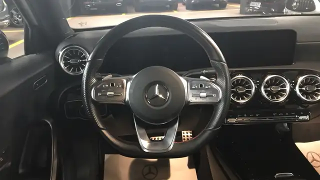 Mercedes-Benz A-Class view 9
