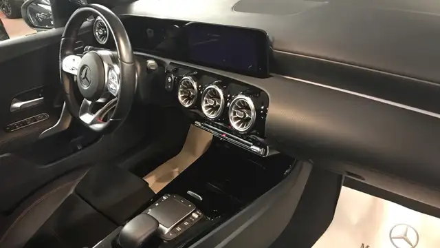 Mercedes-Benz A-Class view 10
