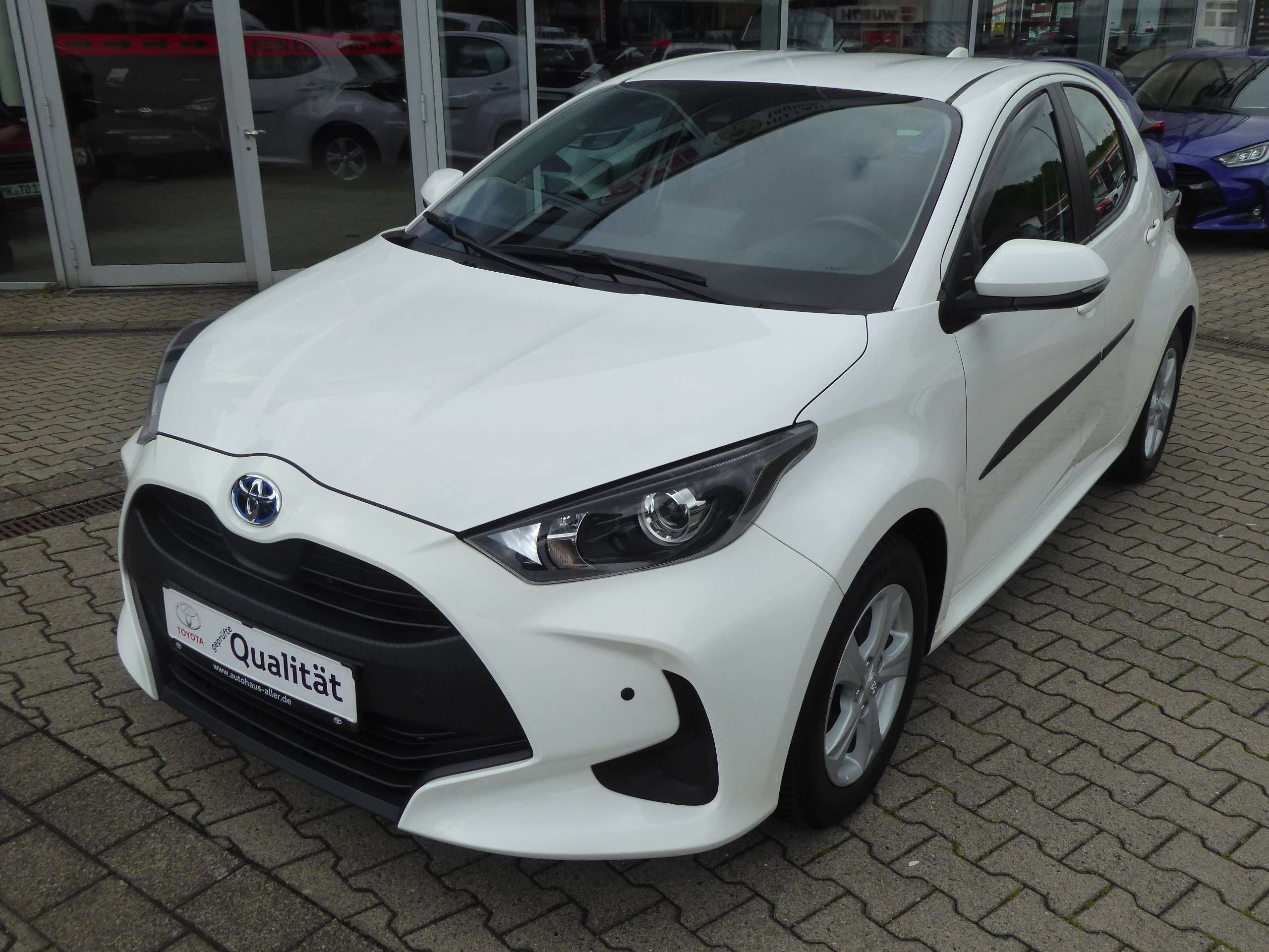 Second hand Toyota Yaris 1.5