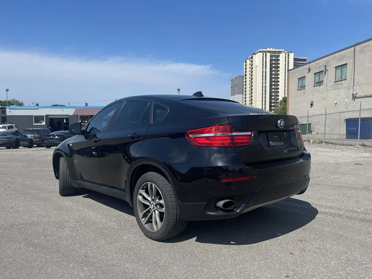 BMW X6 снимка BMW X6