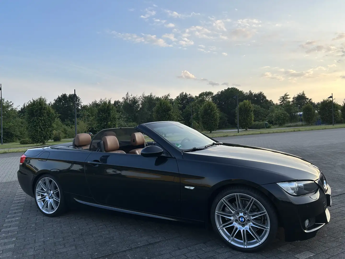 BMW 325 325d DPF Cabrio Aut. Limited M-Sport Edition Schwarz - 1