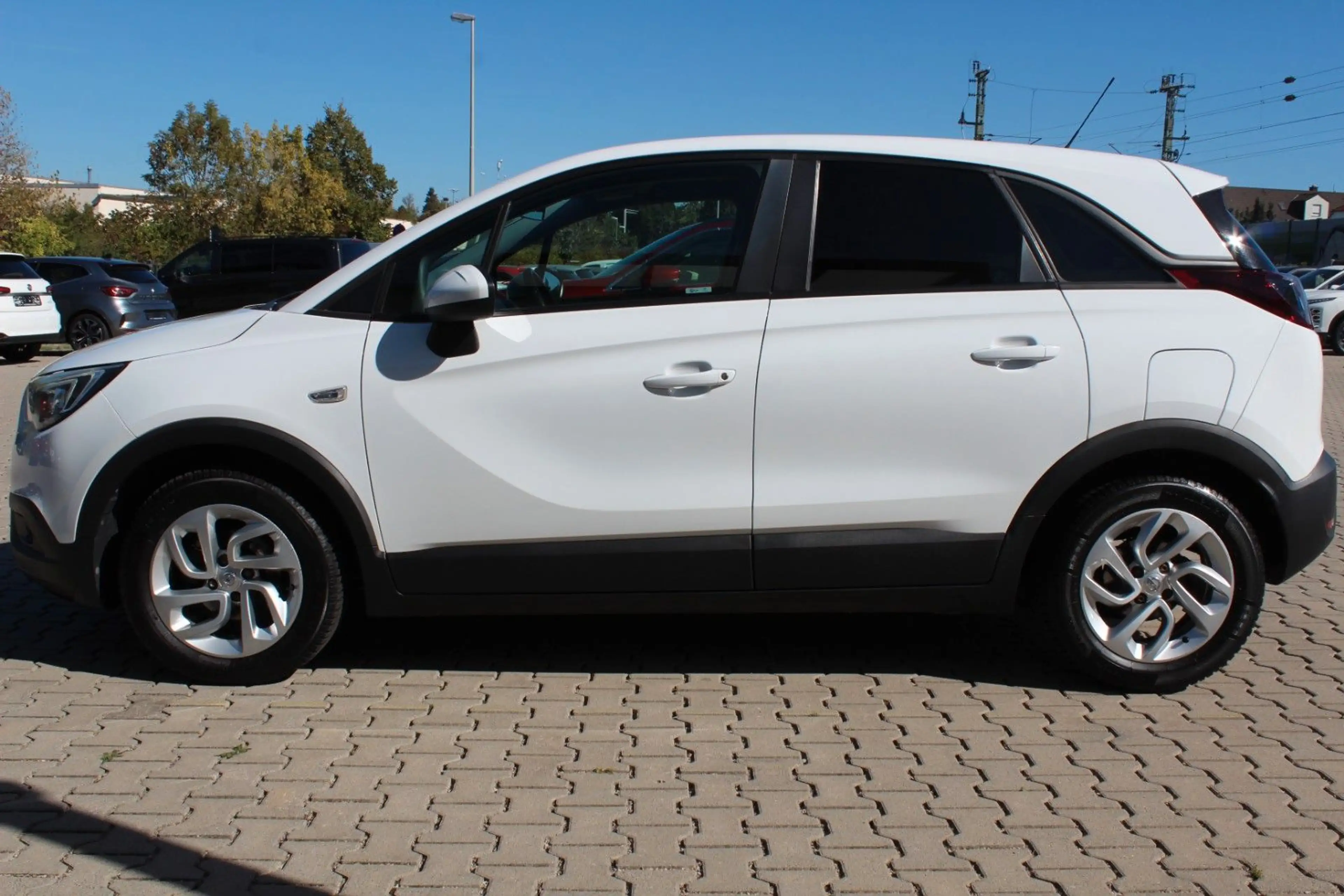 Opel Crossland X 1.2 Tempomat Klima Spurhalte. PDC — photo 9