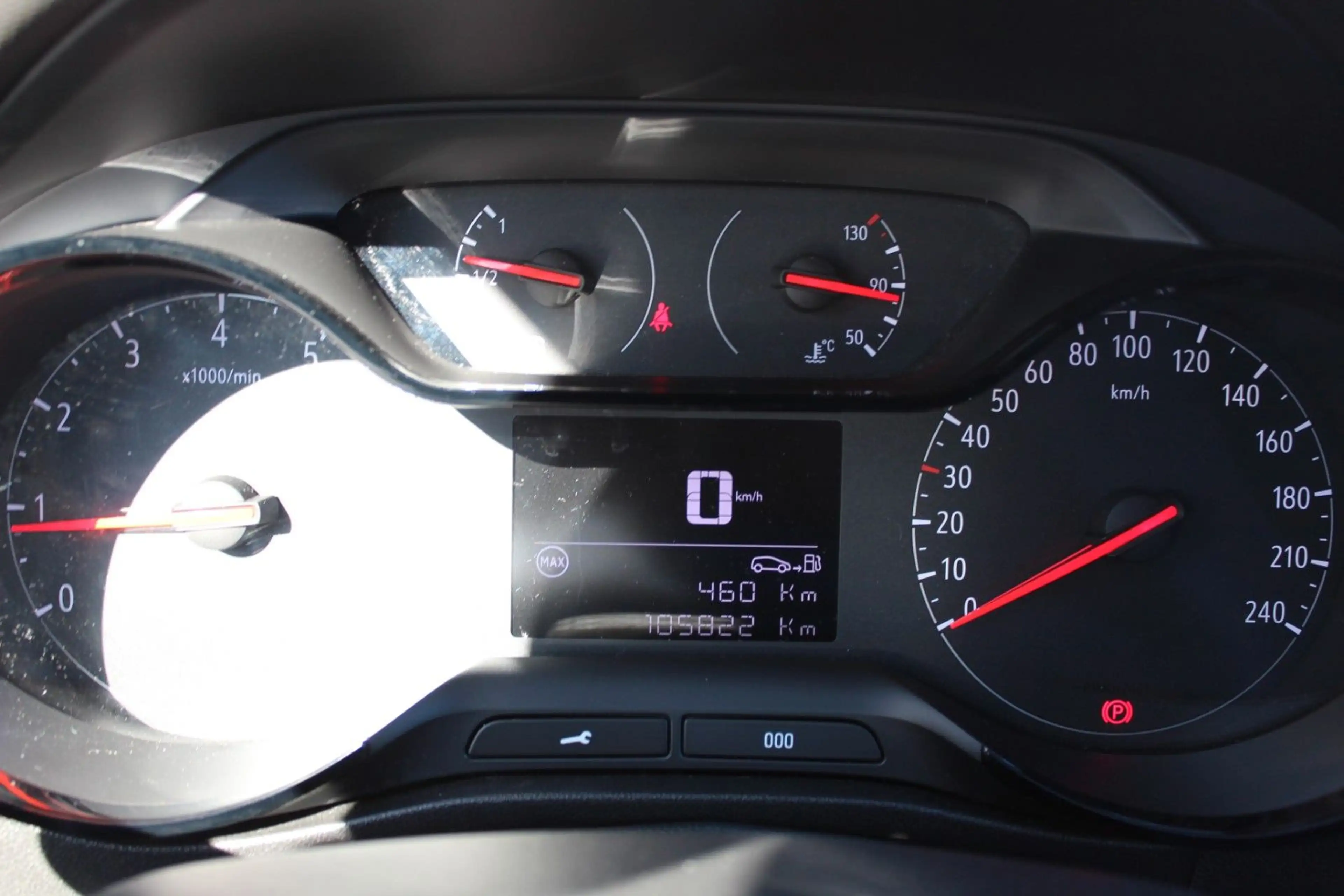 Opel Crossland X 1.2 Tempomat Klima Spurhalte. PDC — photo 15