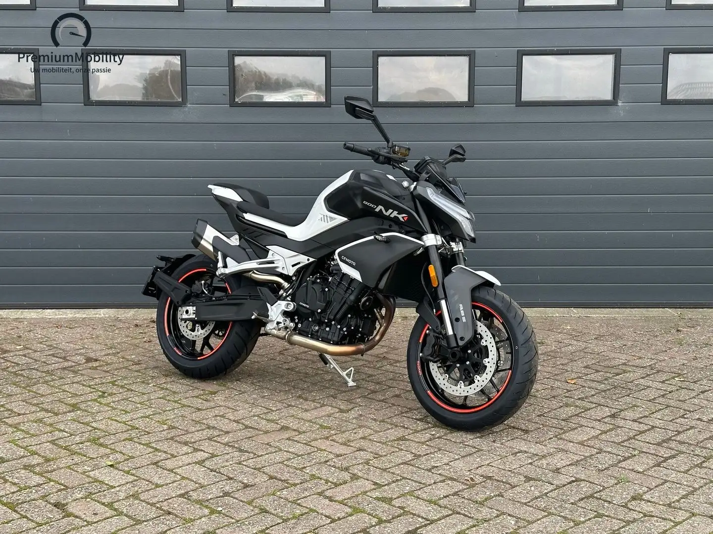 CFMOTO 800 NK SPORT Wit - 1