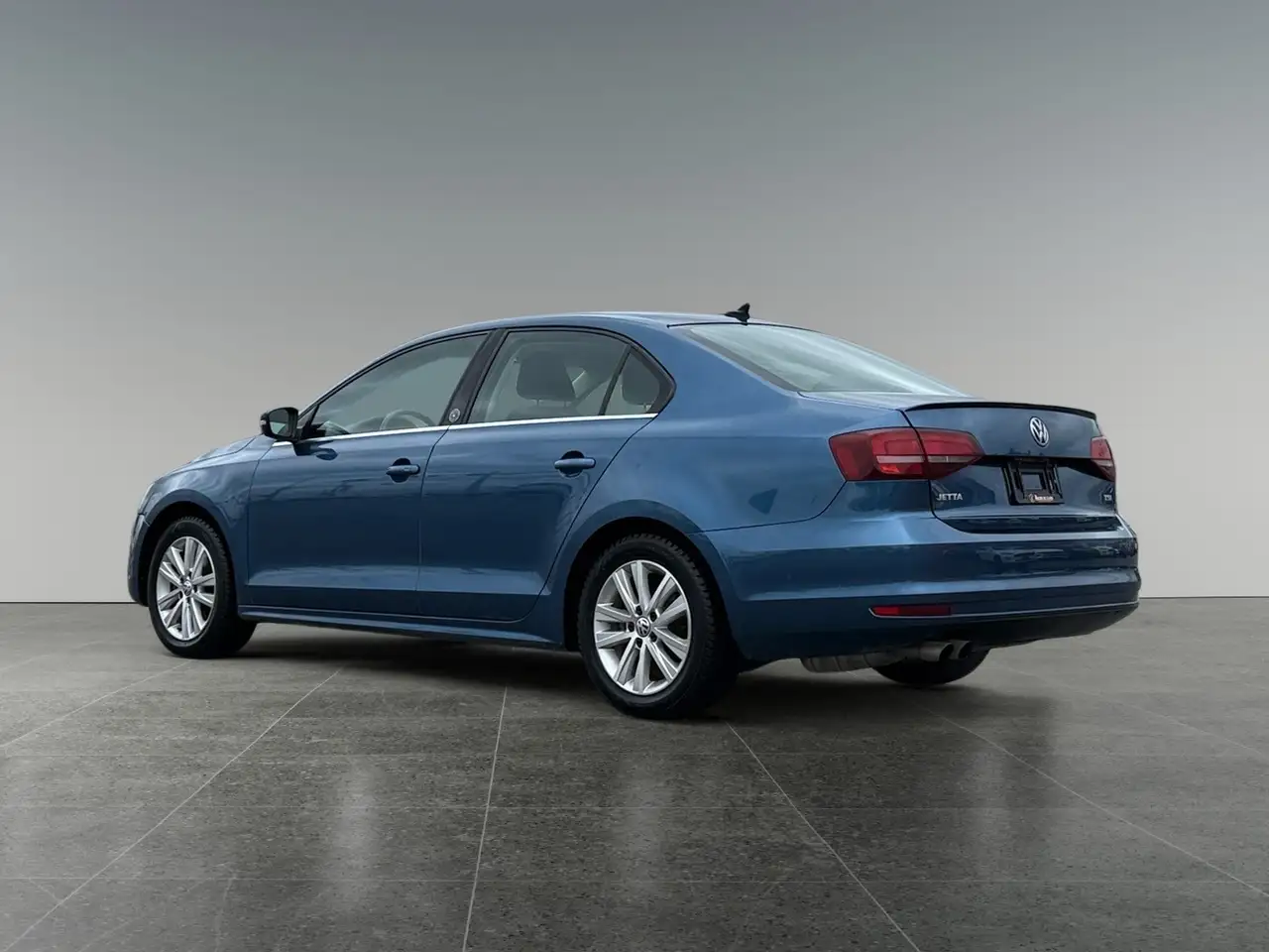 Volkswagen Jetta снимка Volkswagen Jetta
