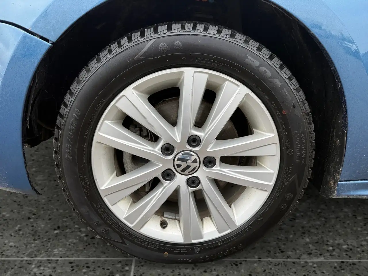 Volkswagen Jetta снимка Volkswagen Jetta