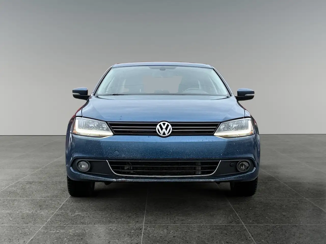 Volkswagen Jetta снимка Volkswagen Jetta
