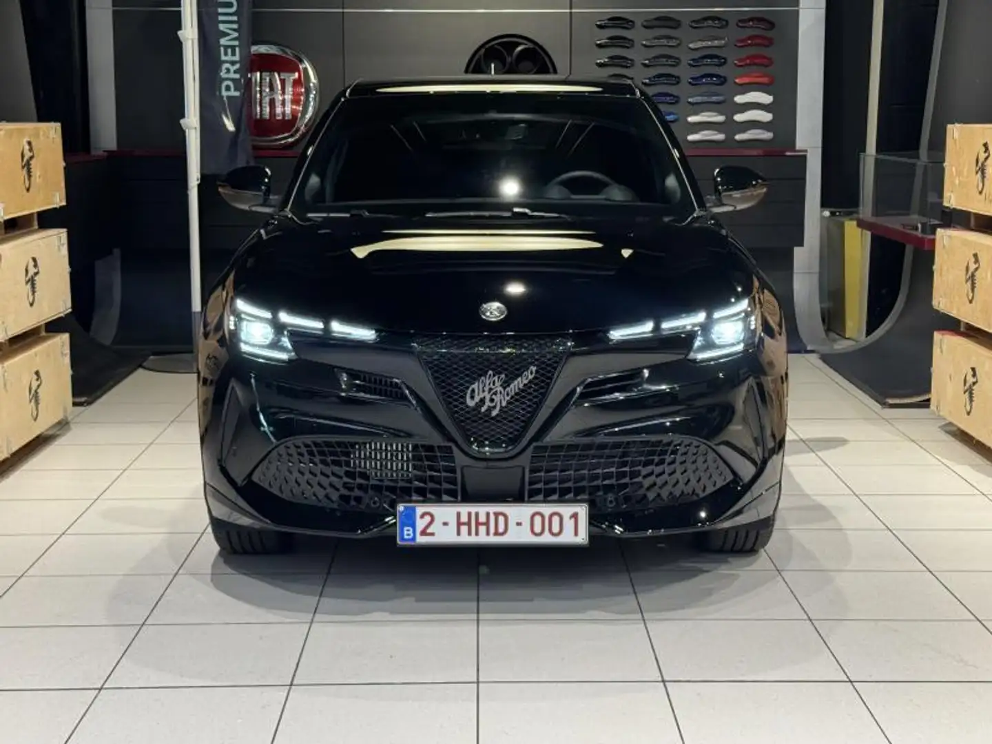 Alfa Romeo Junior Q4 Noir - 2