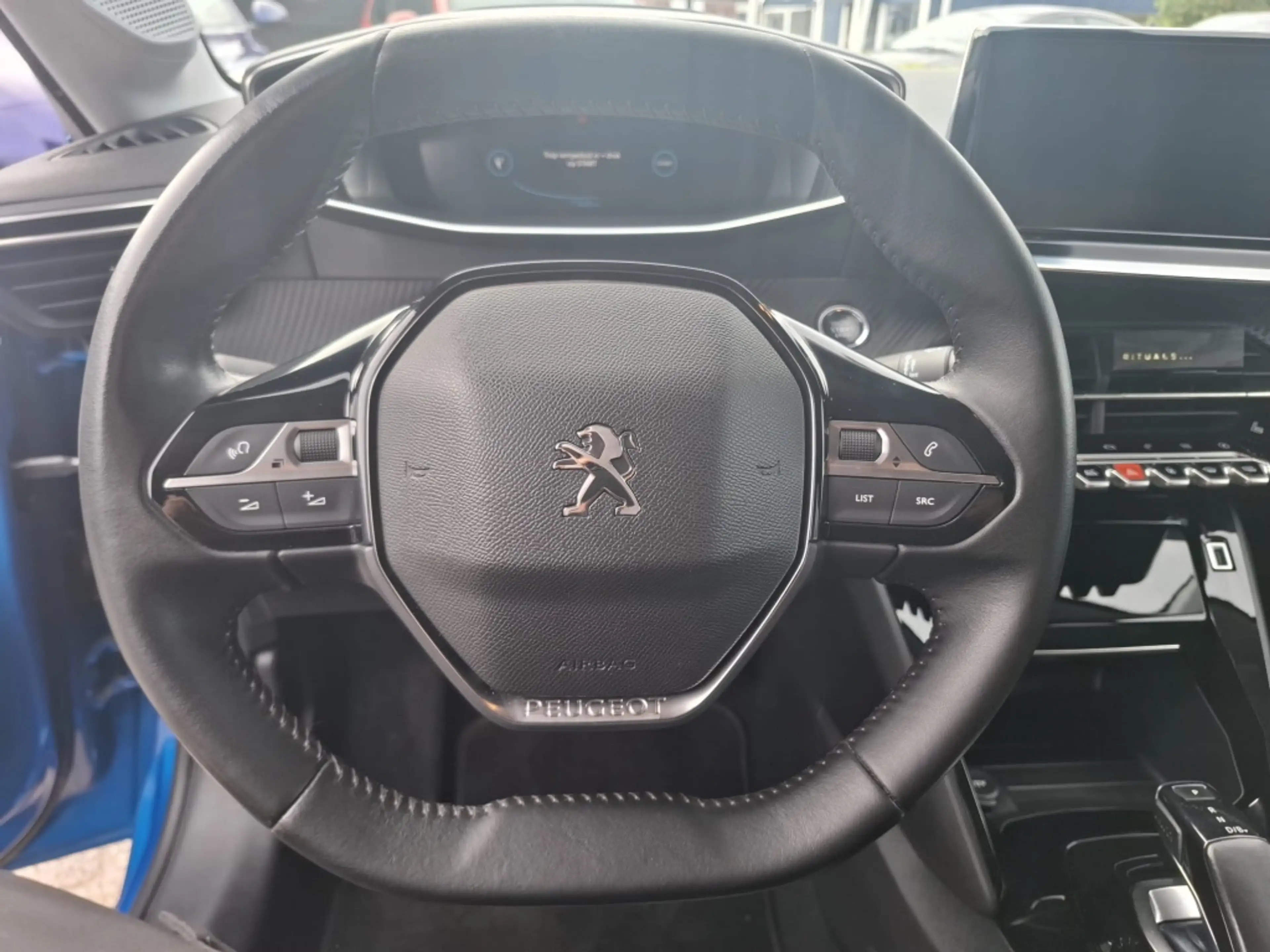 Peugeot e-208 Allure Pck 50 kWh — photo 9