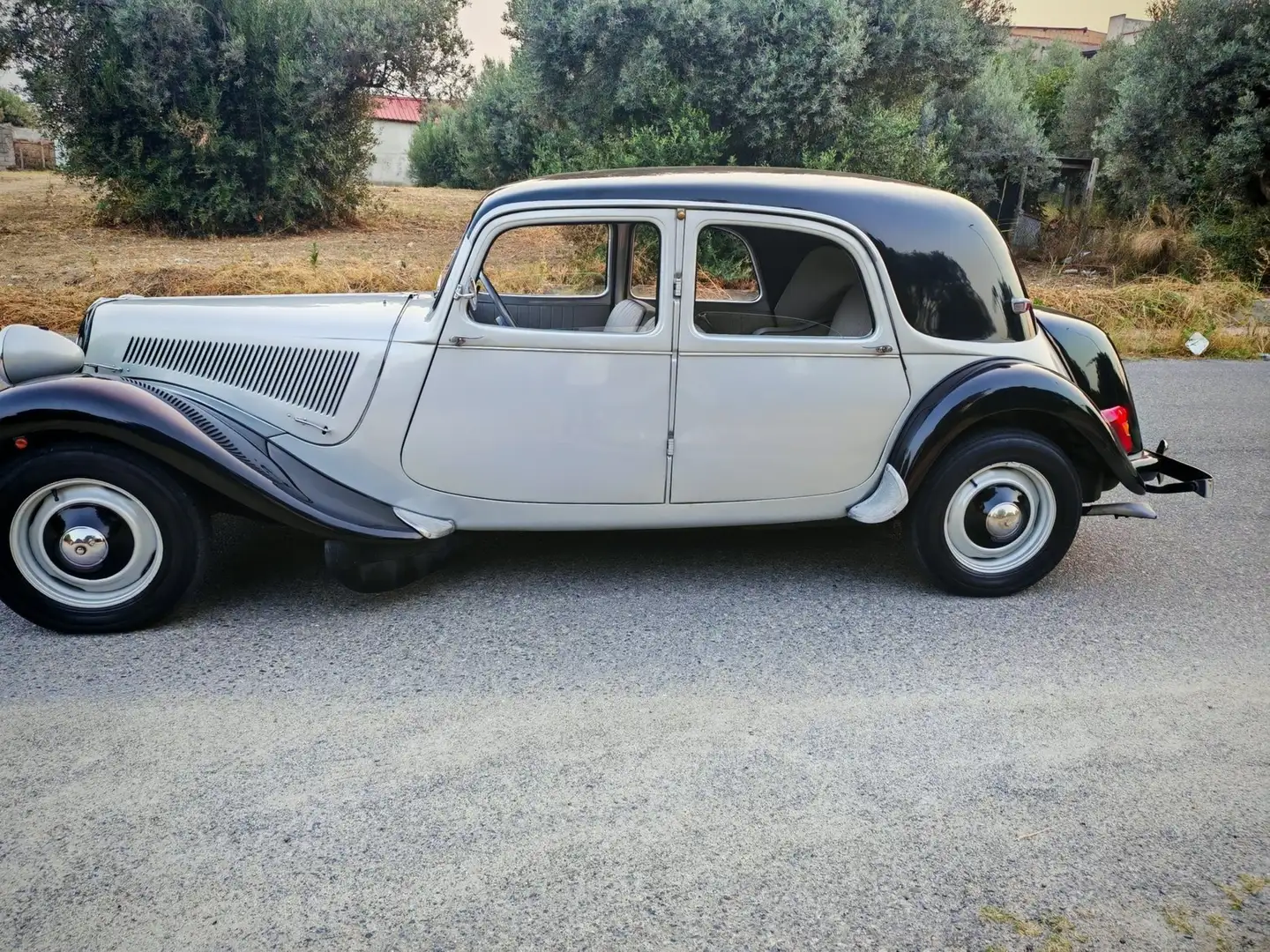 Citroen Traction 11 B Argento - 2