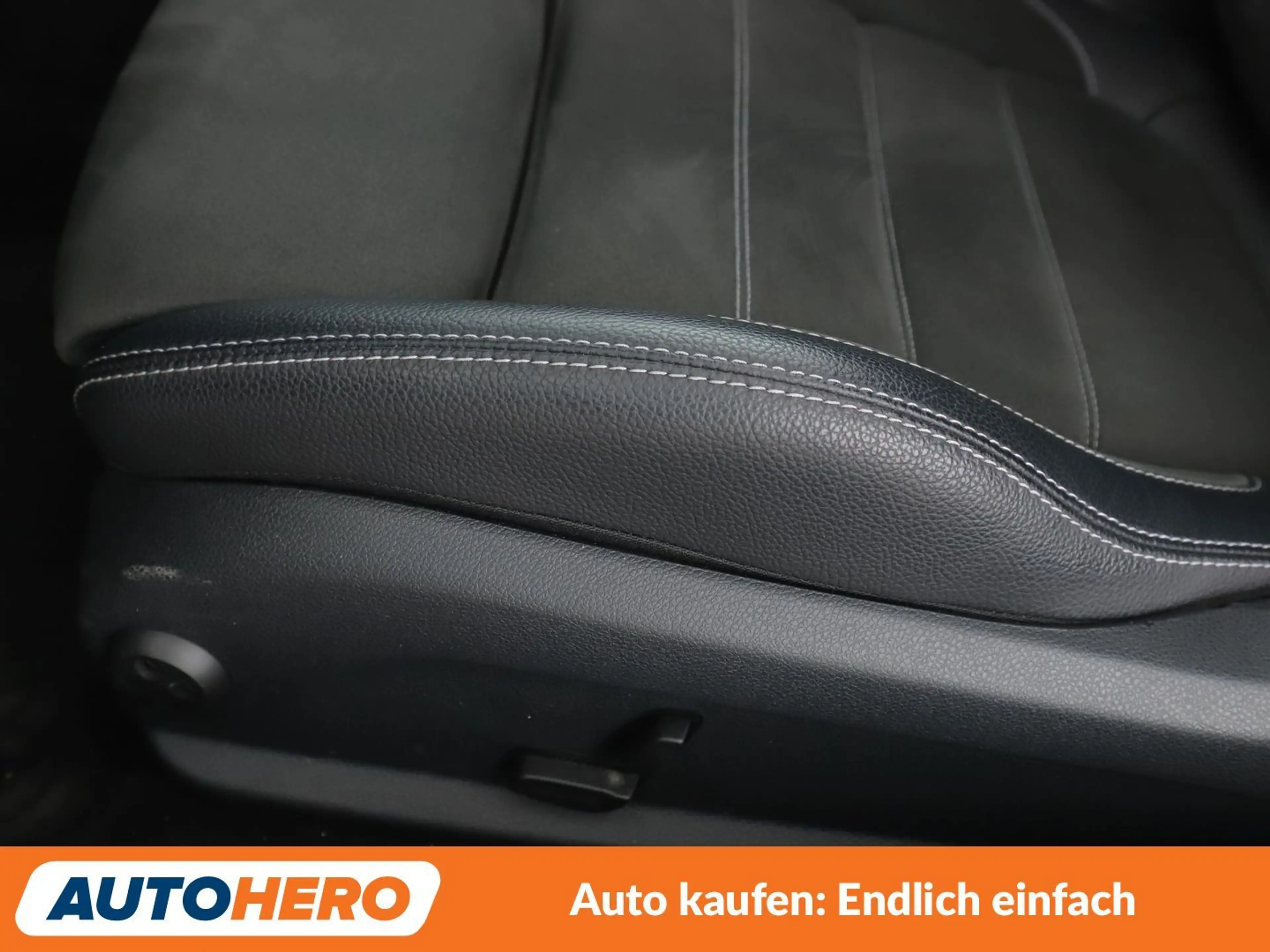 Mercedes-Benz C 180 C 180 AMG Line Aut.*NAVI*LED*TEMPO*CAM*PDC*SHZ*ALU — photo 26