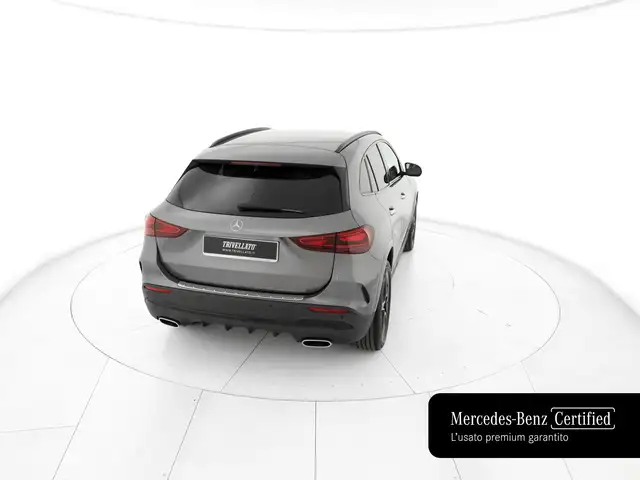 Mercedes-Benz Gla view 6