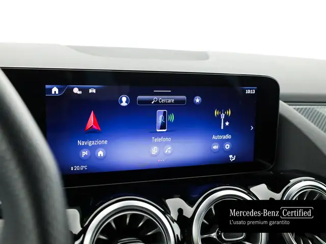 Mercedes-Benz Gla view 13