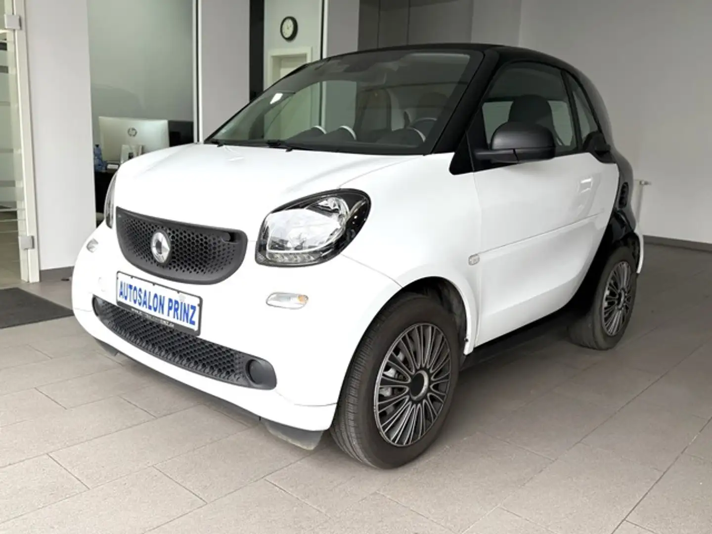 smart forTwo AUTOM KLIMA ALLWETTER USB BLUETOOTH Weiß - 1