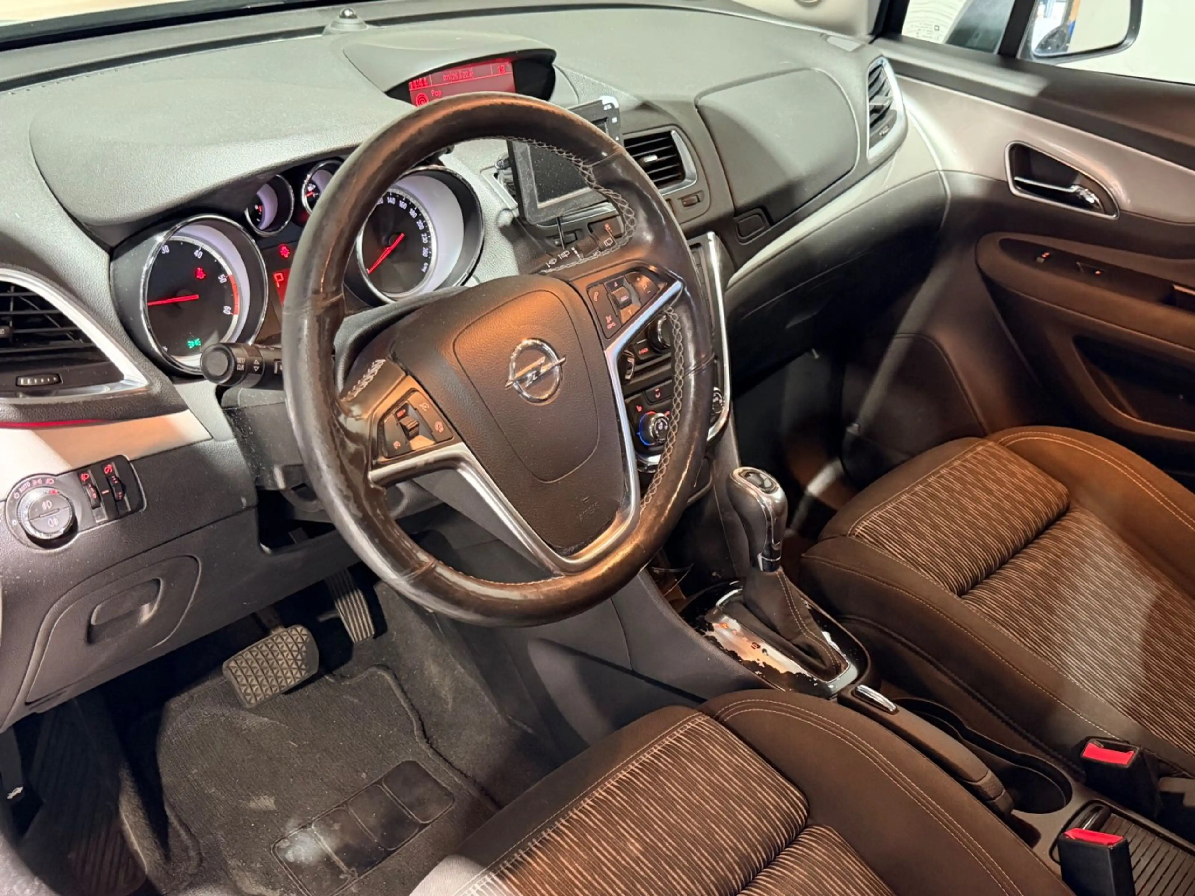 Opel Mokka Edition*AHK*Lennkradhz*Klimaatm* — photo 11