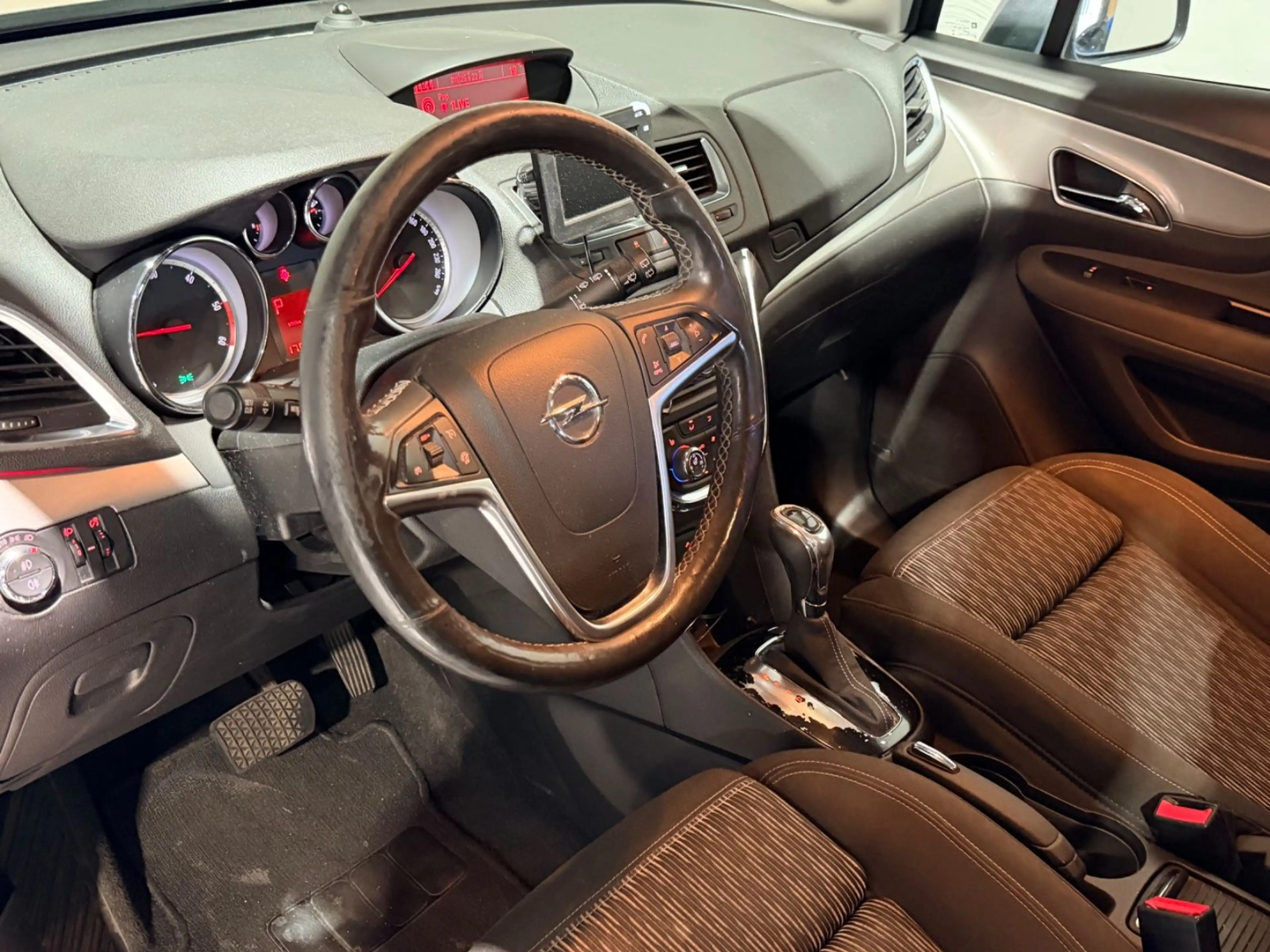 Opel Mokka Edition*AHK*Lennkradhz*Klimaatm* — photo 12