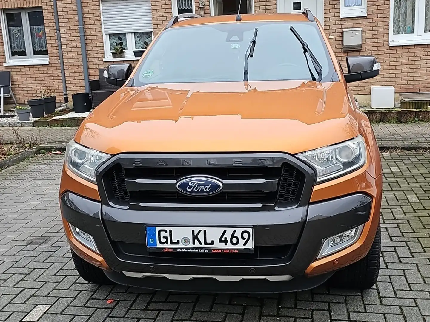 Ford Ranger Wildtrak Orange - 1