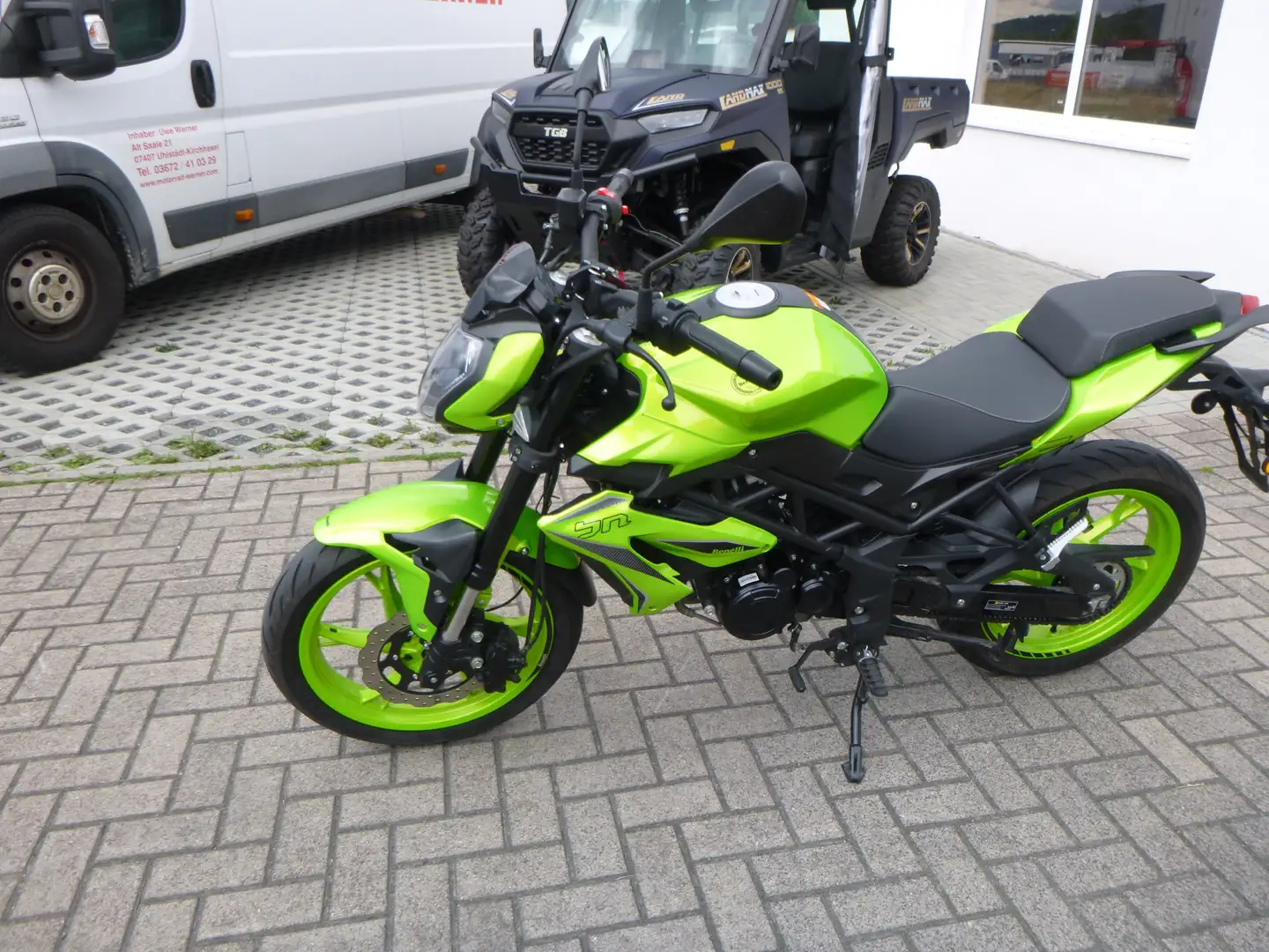 Benelli BN 125 Vert - 2